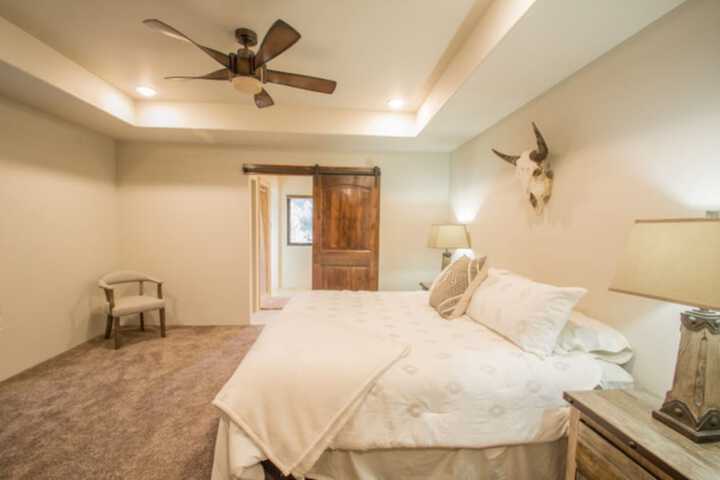 Room 10 of 39