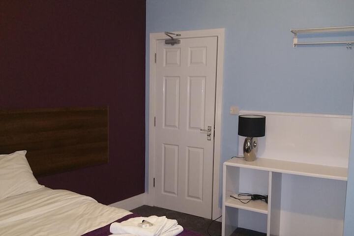 Room 22 of 43