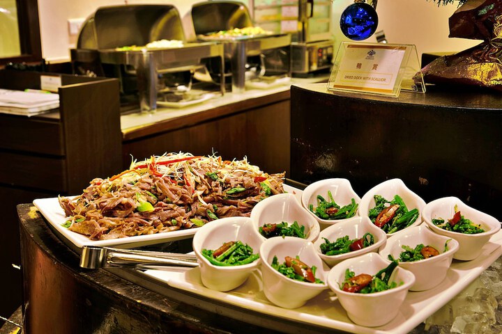 Dining 41 of 51