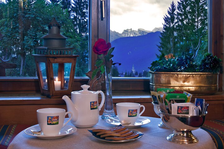 Breakfast/Coffee Service 27 of 37