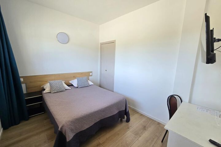 Room 17 of 51