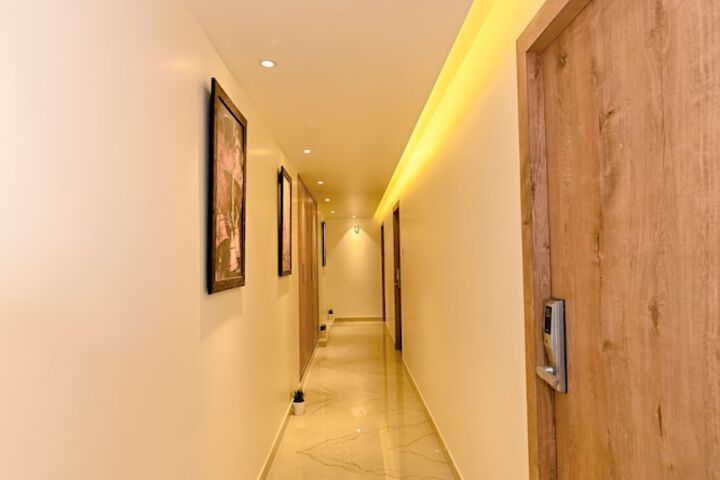 Ballroom/Hall 49 of 55