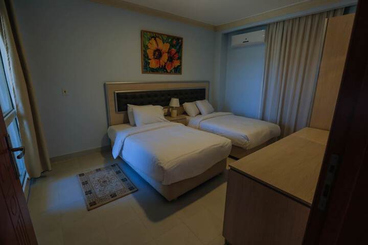 Room 16 of 86