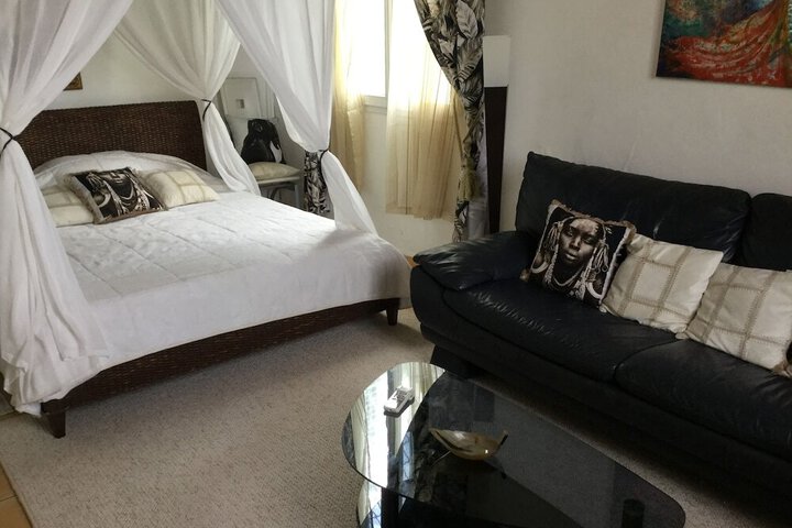 Room 5 of 31