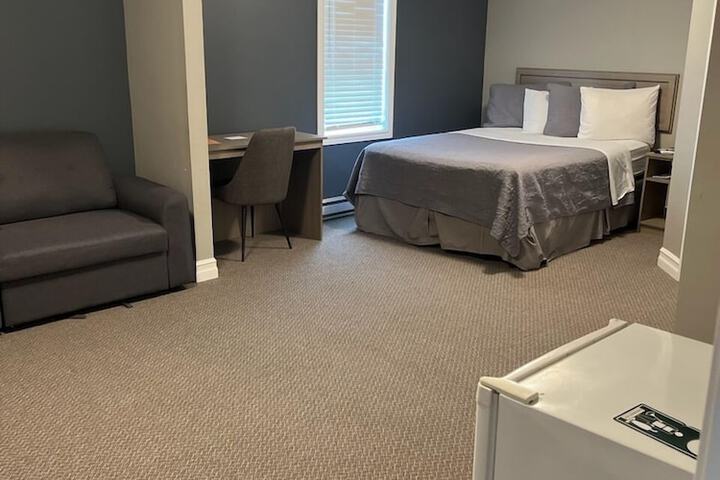 Room 19 of 28