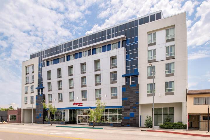 Hampton Inn by Hilton North Hollywood in North Hollywood, CA