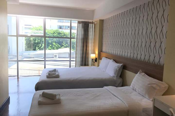 Room 27 of 50