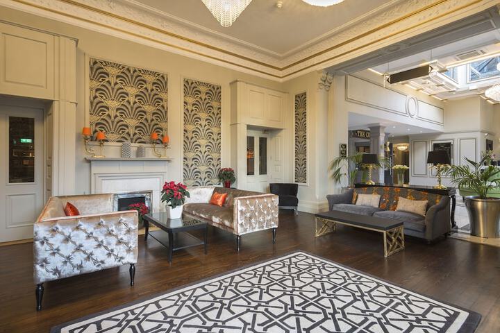 Lobby Photos