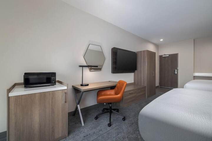 Room 9 of 59