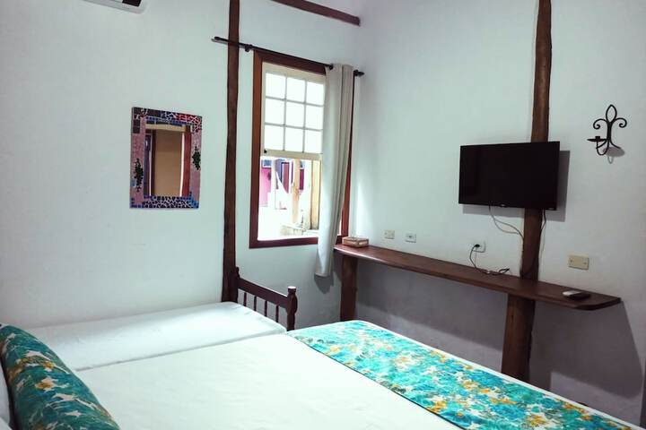 Room 12 of 44