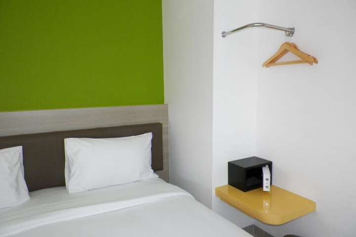 Room 12 of 46