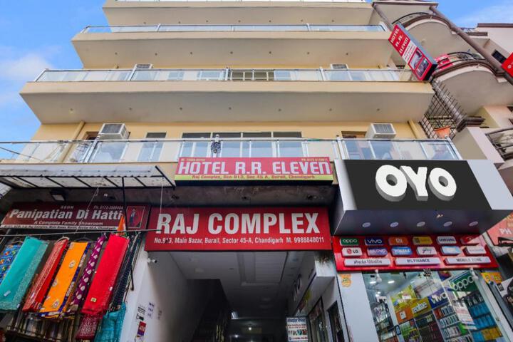 Collection O Hotel RR Eleven