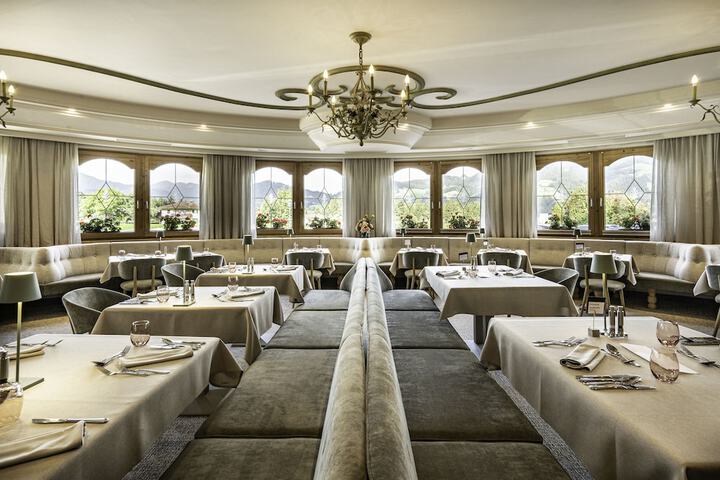 Dining 62 of 91