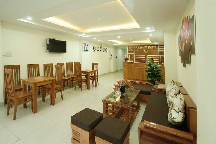 Guest Lobby