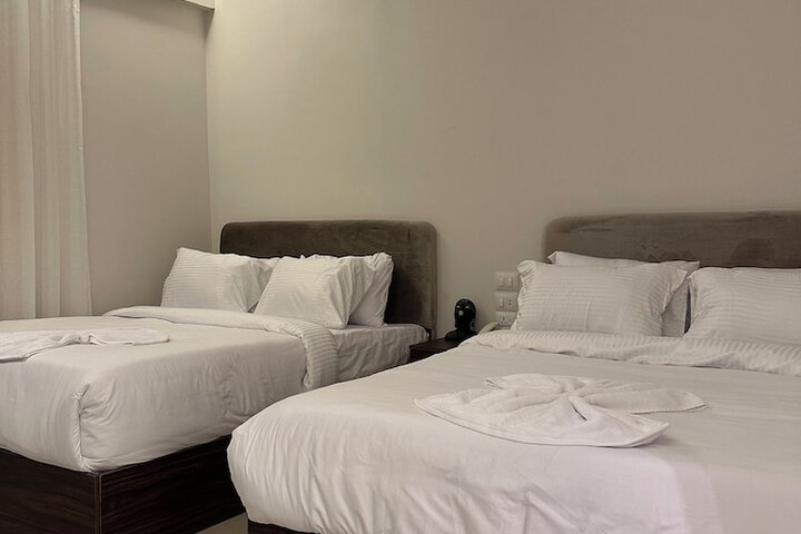 Room 8 of 23