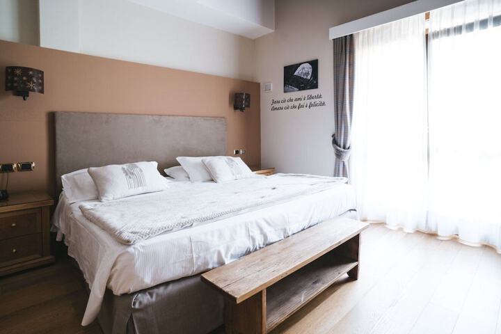Room 15 of 51