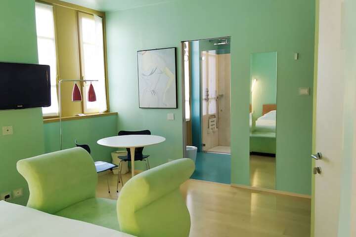Room 21 of 56