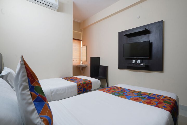 Room 17 of 25