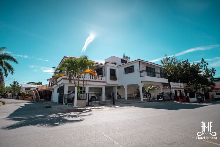 Image of Hotel Juliana