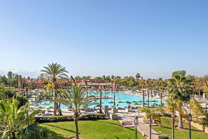 Pools & Facilities
