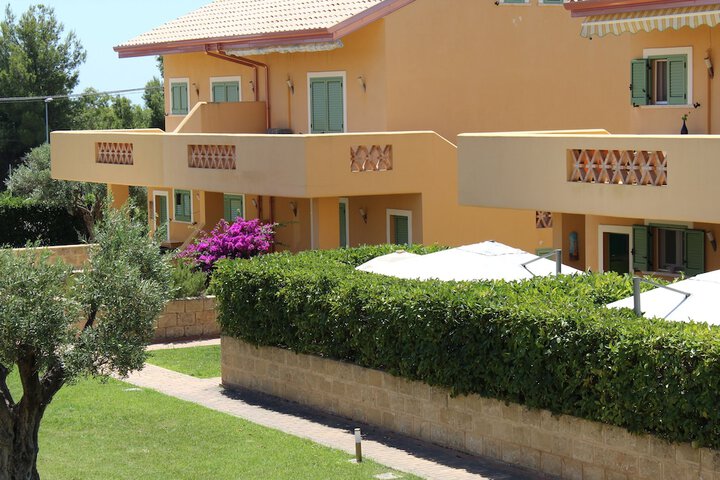 POSEIDON SWIM & RESTAURANT APARTHOTEL