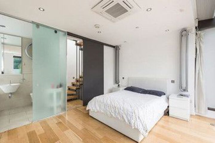 Room 3 of 14