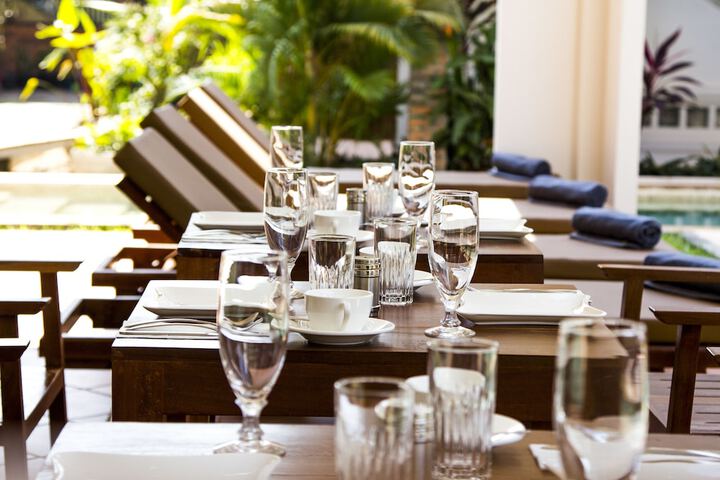 Dining 11 of 20