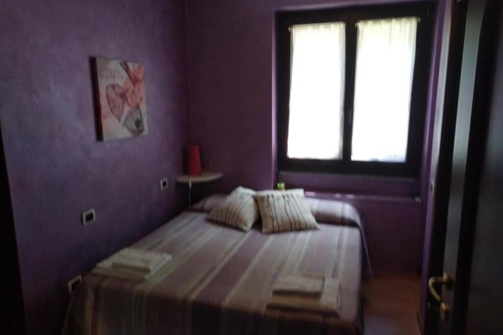 Room 8 of 65