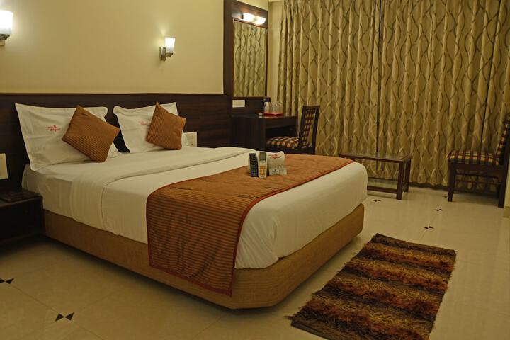 Room 16 of 35