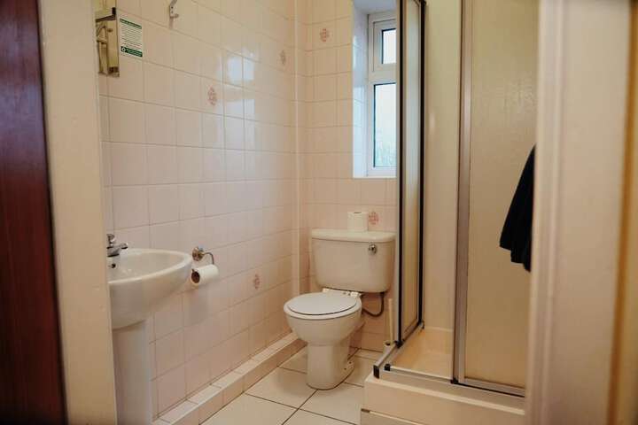 Room 44 of 95