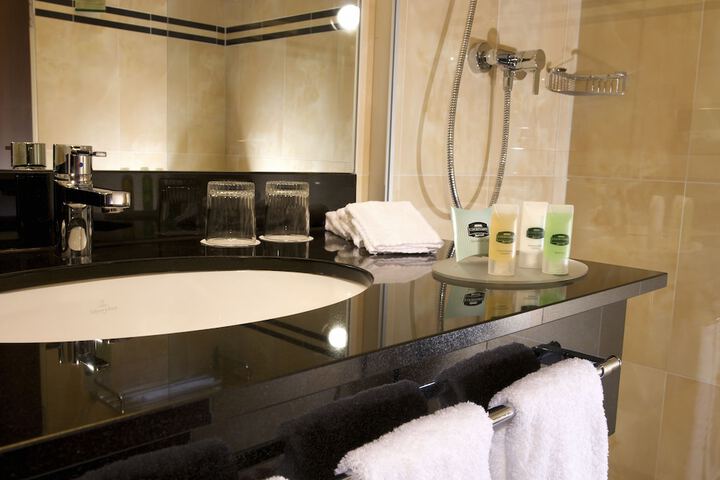 Bath Photo