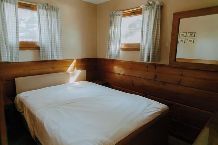 Room 47 of 167