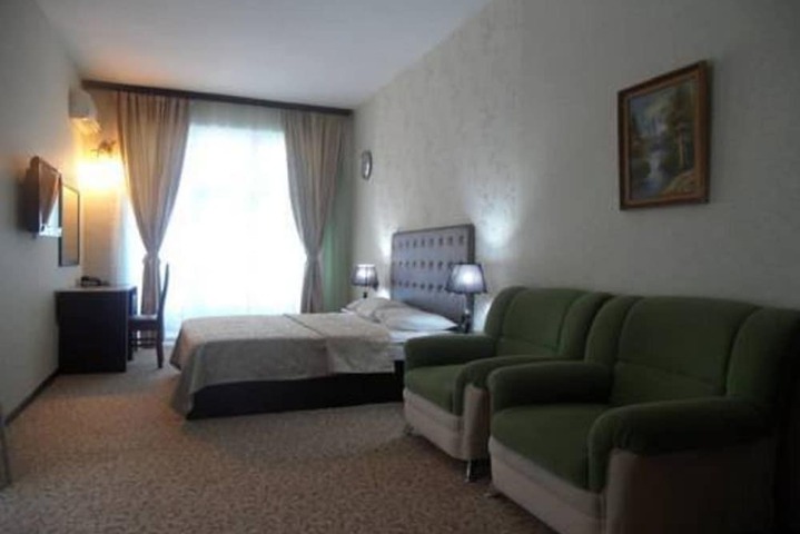 Room 17 of 26