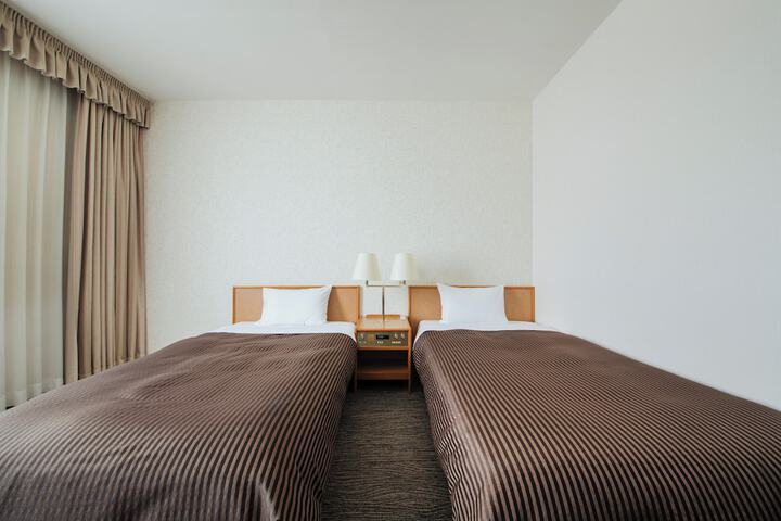 Room 22 of 73