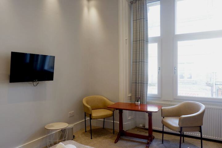 Room 22 of 63