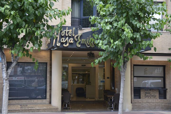 Photo of Hotel Casa Emilio