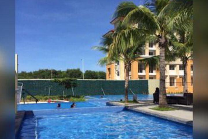 Pool 12 of 103