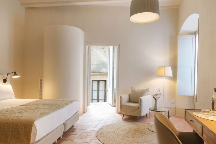 Room 14 of 40