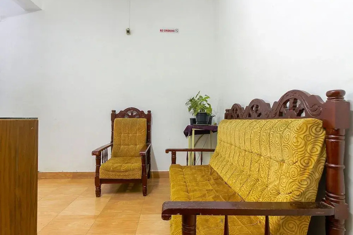 Room 12 of 15