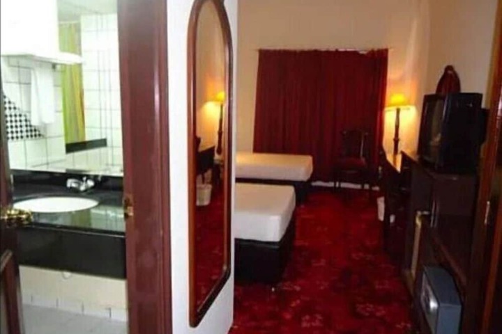 Room 20 of 67