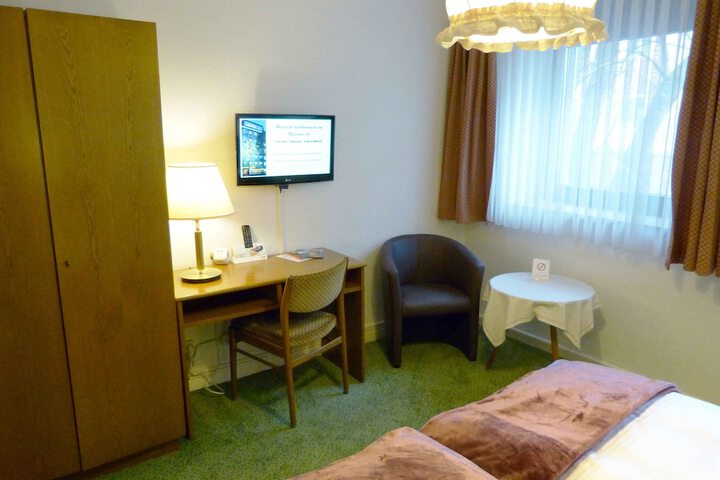 Room 22 of 50