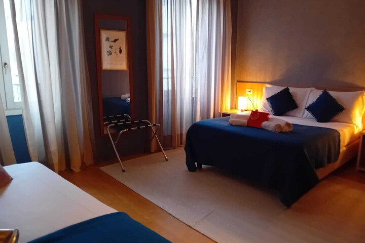 Room 18 of 37