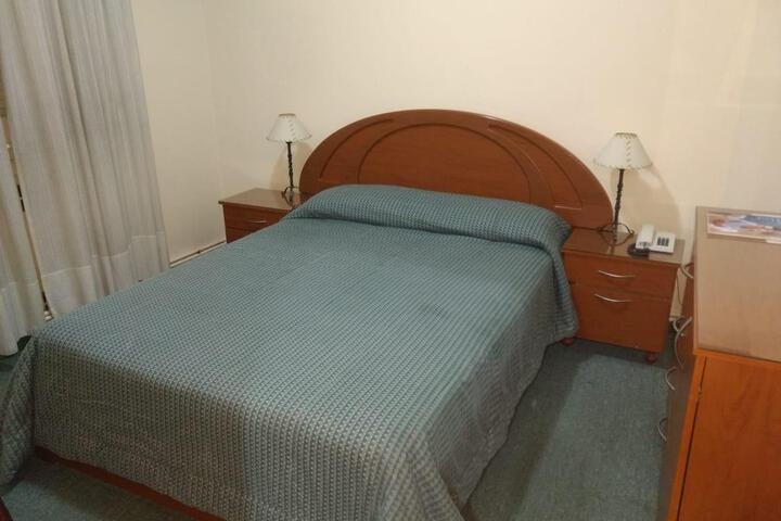 Room 12 of 34