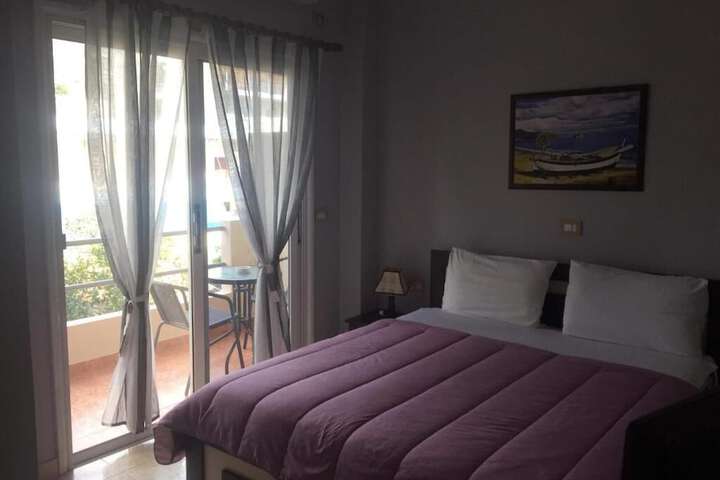 Room 18 of 67