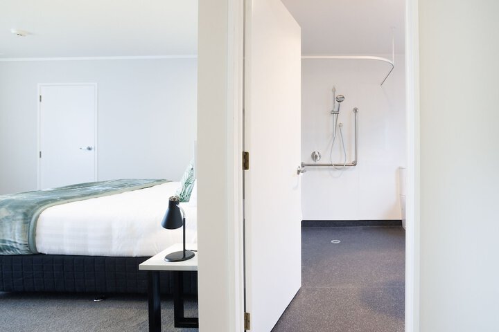 Room 21 of 41