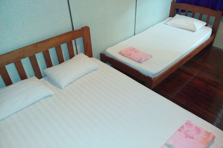 Room 11 of 132