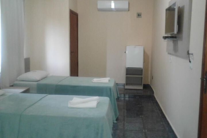 Room 80 of 86