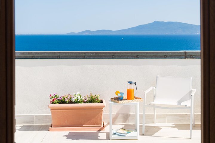 Terrace/Patio 118 of 136