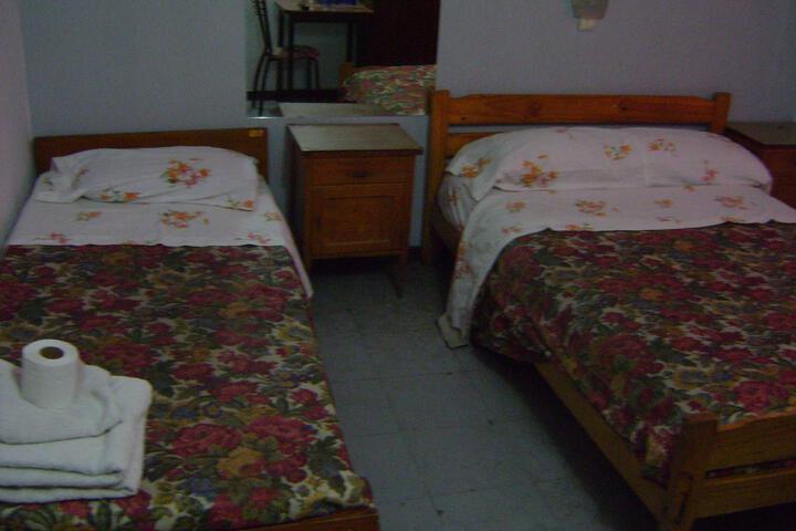 Room 14 of 46