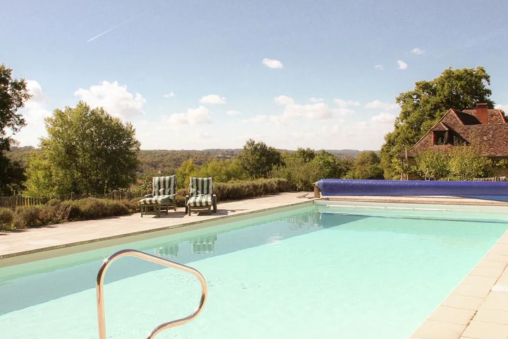 Pool 14 of 21